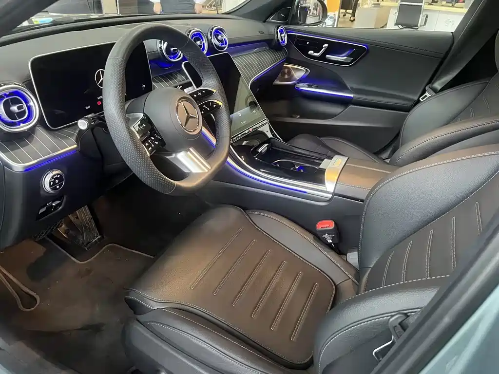 Mercedes-Benz C-Class — миниатюра 3