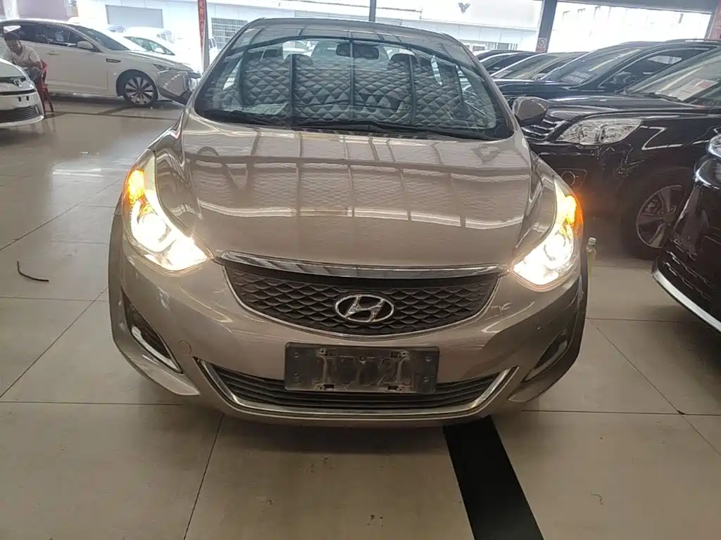 Hyundai Elantra Langdong — миниатюра 3
