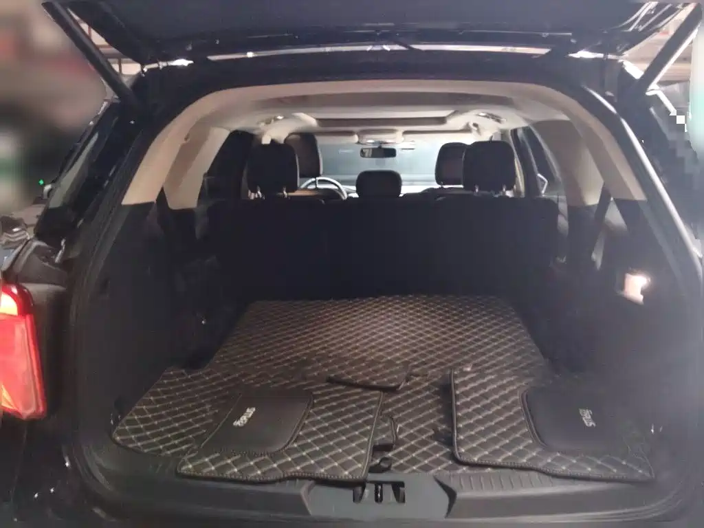 Ford Explorer — миниатюра 10