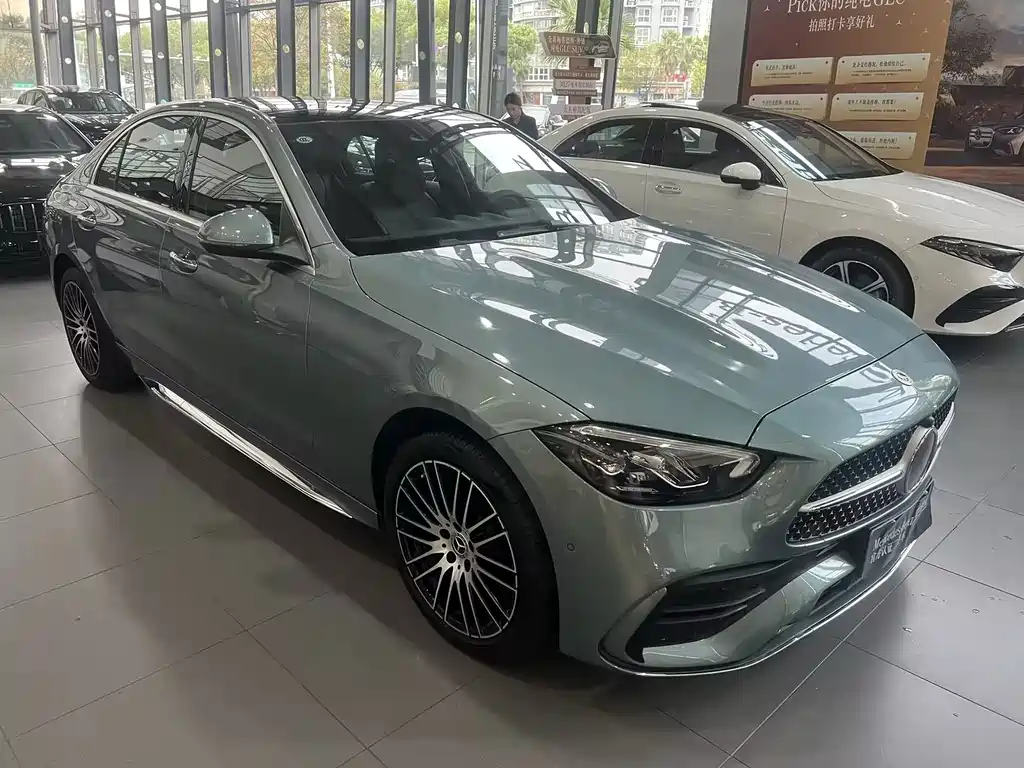 Mercedes-Benz C-Class