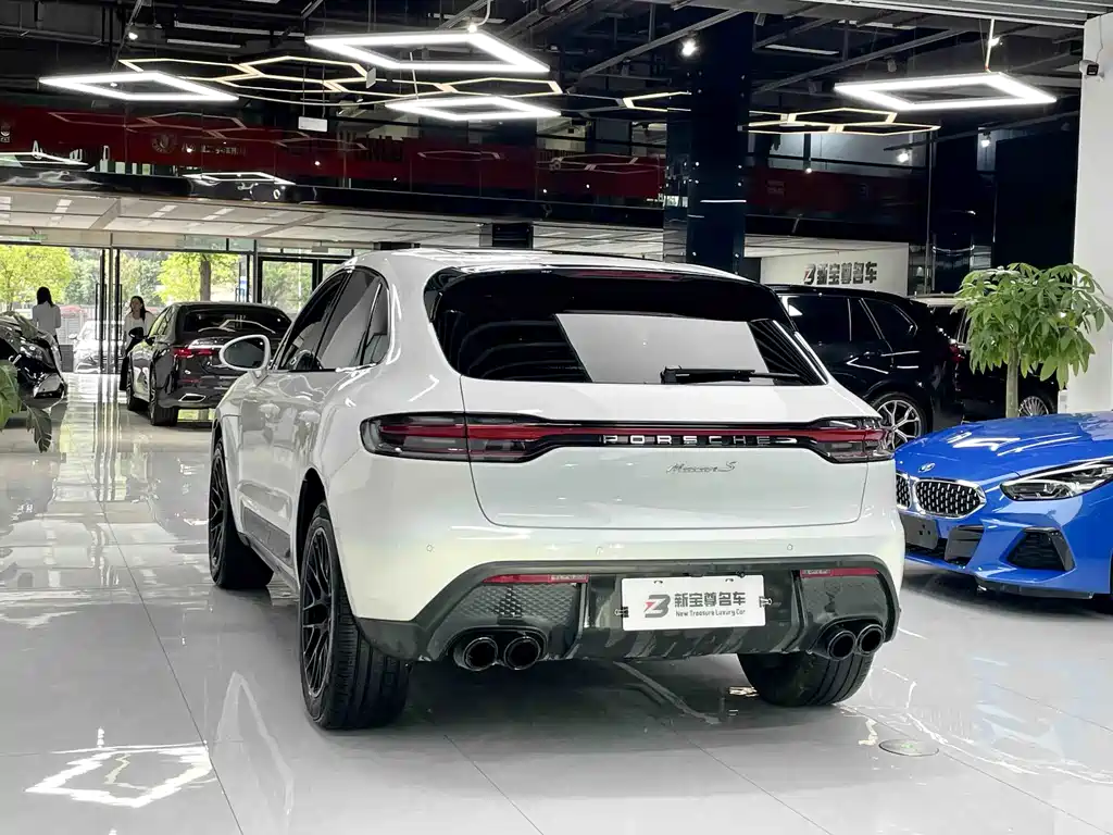 Porsche Macan — миниатюра 11