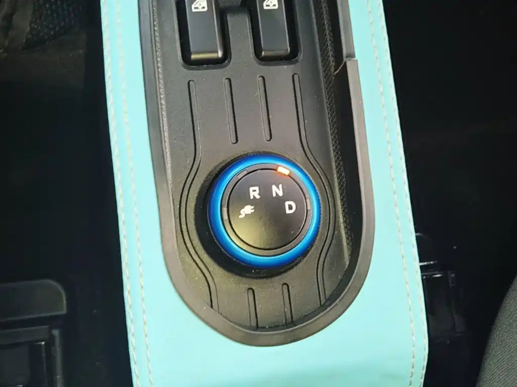 Wuling MINIEV — миниатюра 14