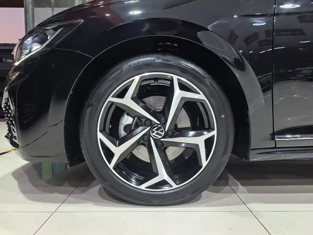 Volkswagen Passat — миниатюра 4