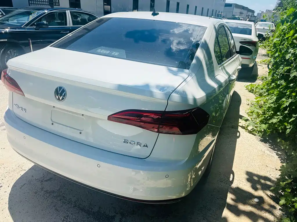 Volkswagen Bora — миниатюра 9