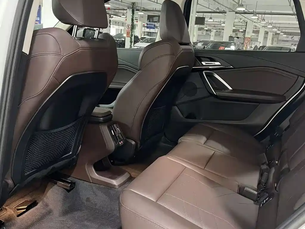 BMW X1 — миниатюра 5