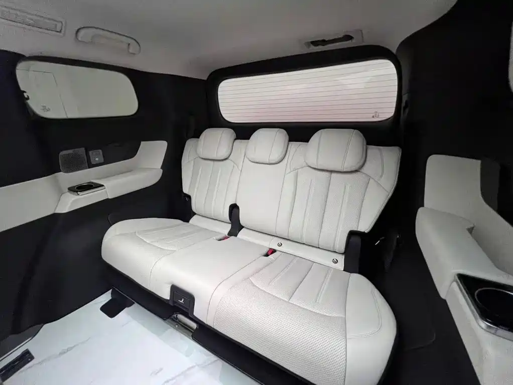 BYD Xia — миниатюра 17