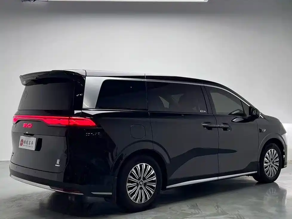 BYD Xia — миниатюра 19