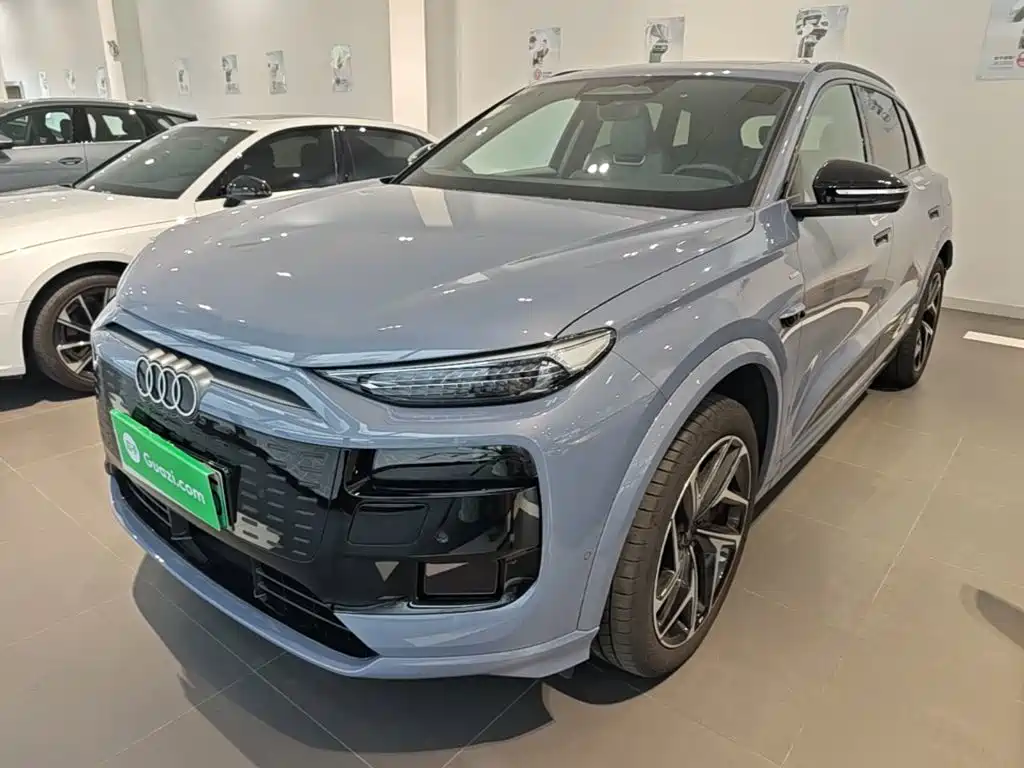 Audi AudiQ6L E-tron