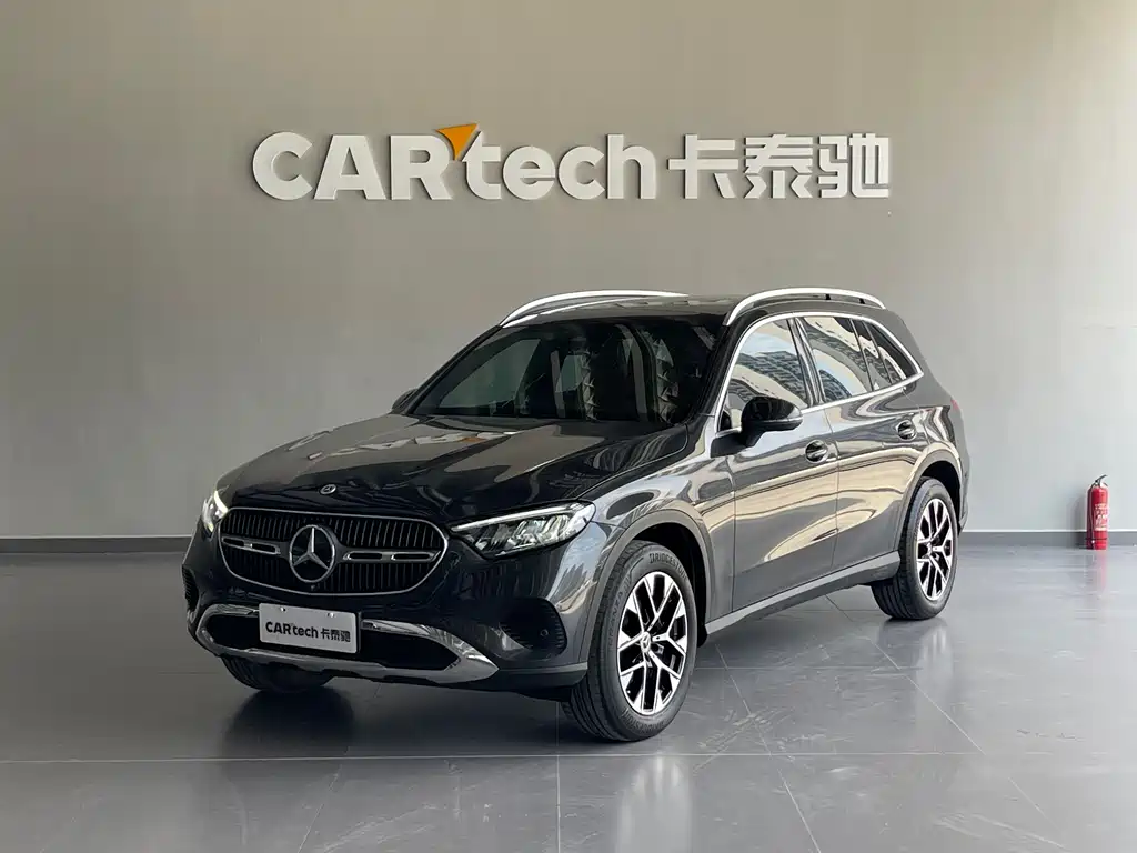 Mercedes-Benz GLC 2023 GLC 260 L 4MATIC 5 мест