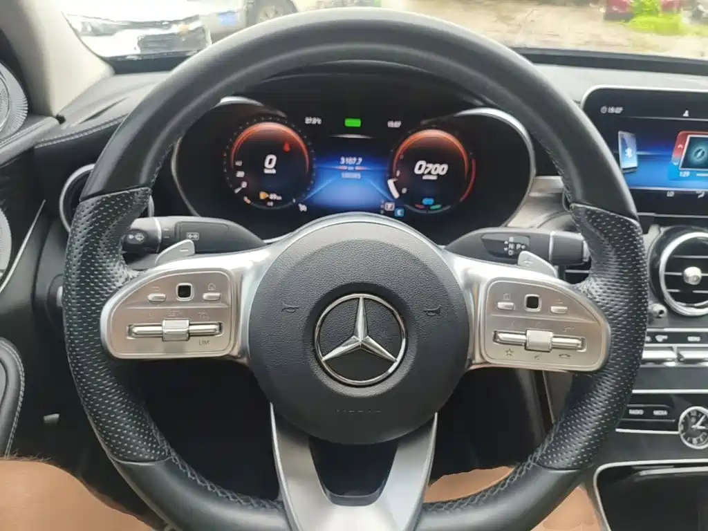 Mercedes-Benz C-Class — миниатюра 11