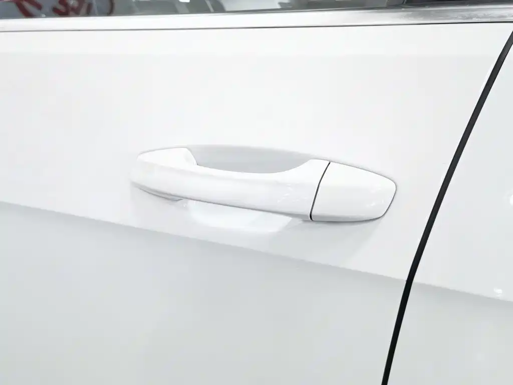 Volkswagen Golf — миниатюра 18