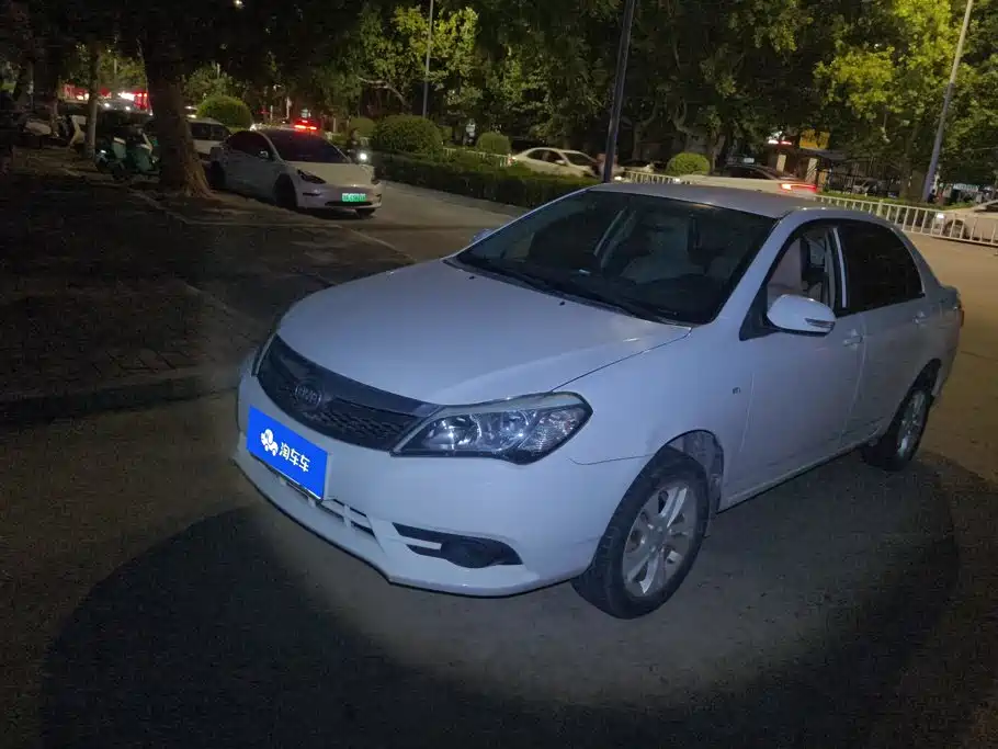 BYD F3