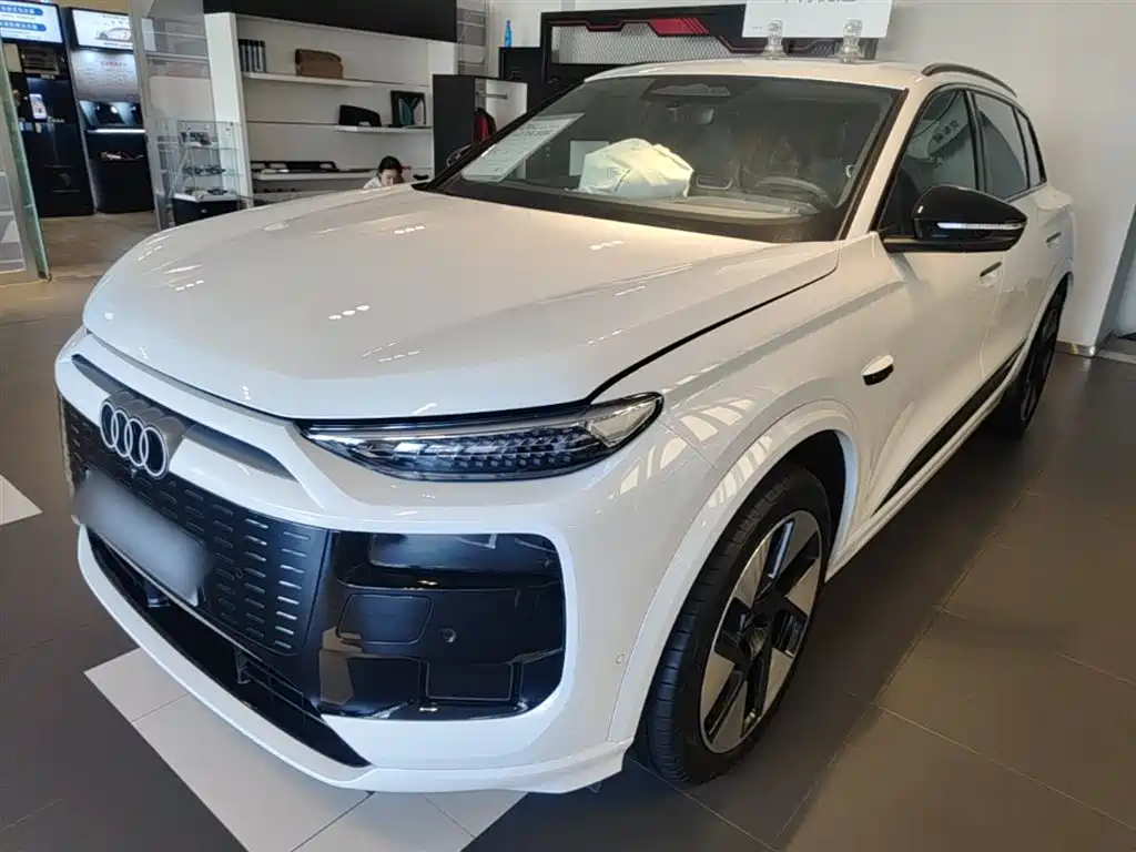 Audi 奥迪Q6L e-tron 2025