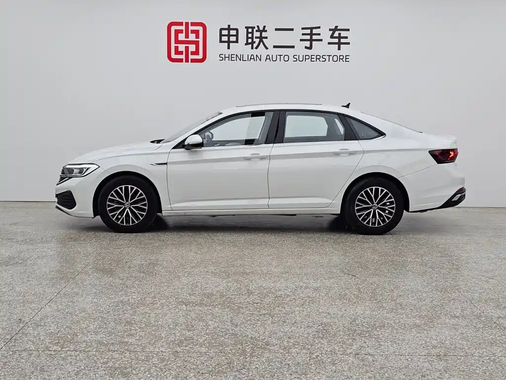 Volkswagen Sagitar — миниатюра 4