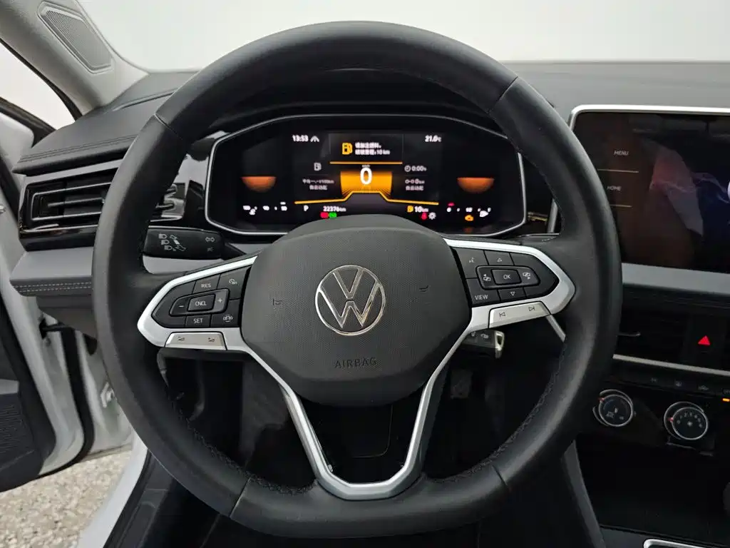Volkswagen Sagitar — миниатюра 9