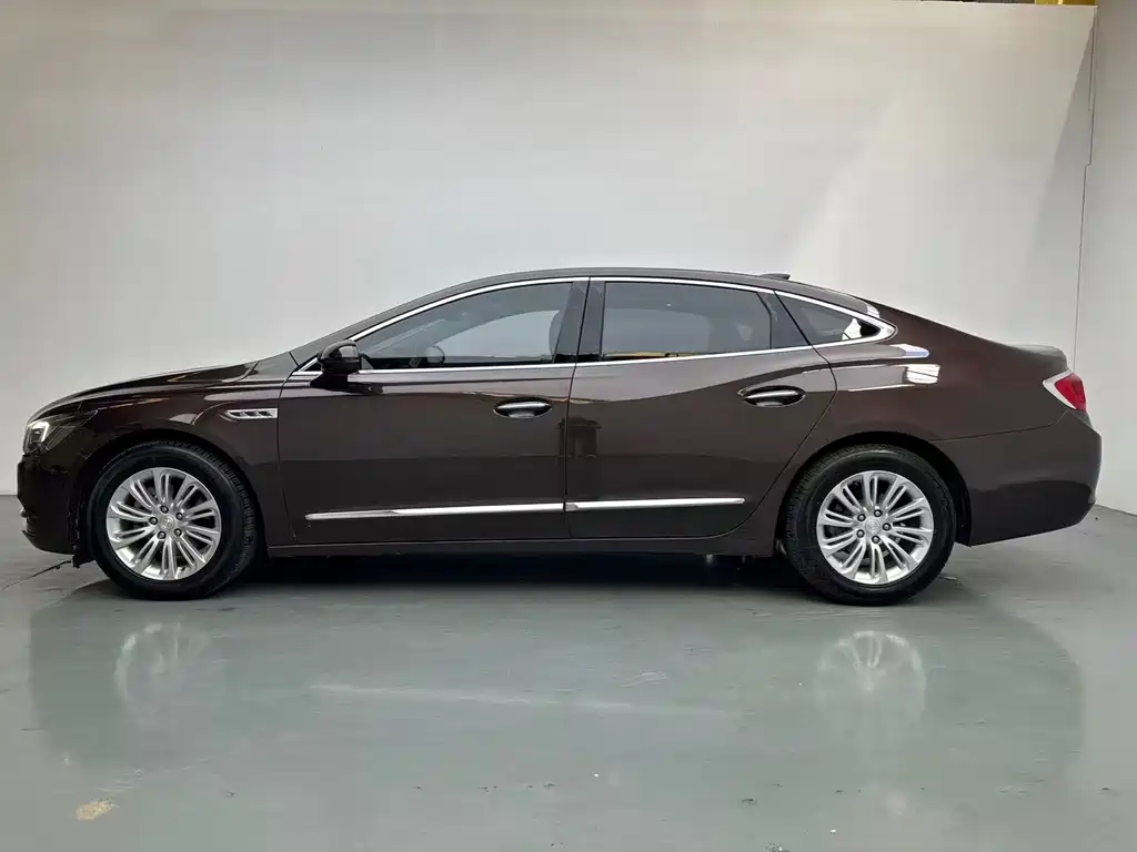 Buick LaCrosse — миниатюра 3