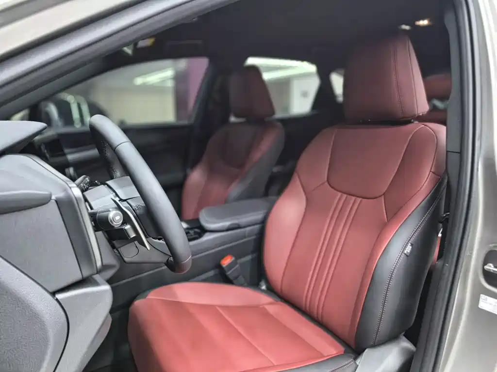 Lexus NX — миниатюра 30