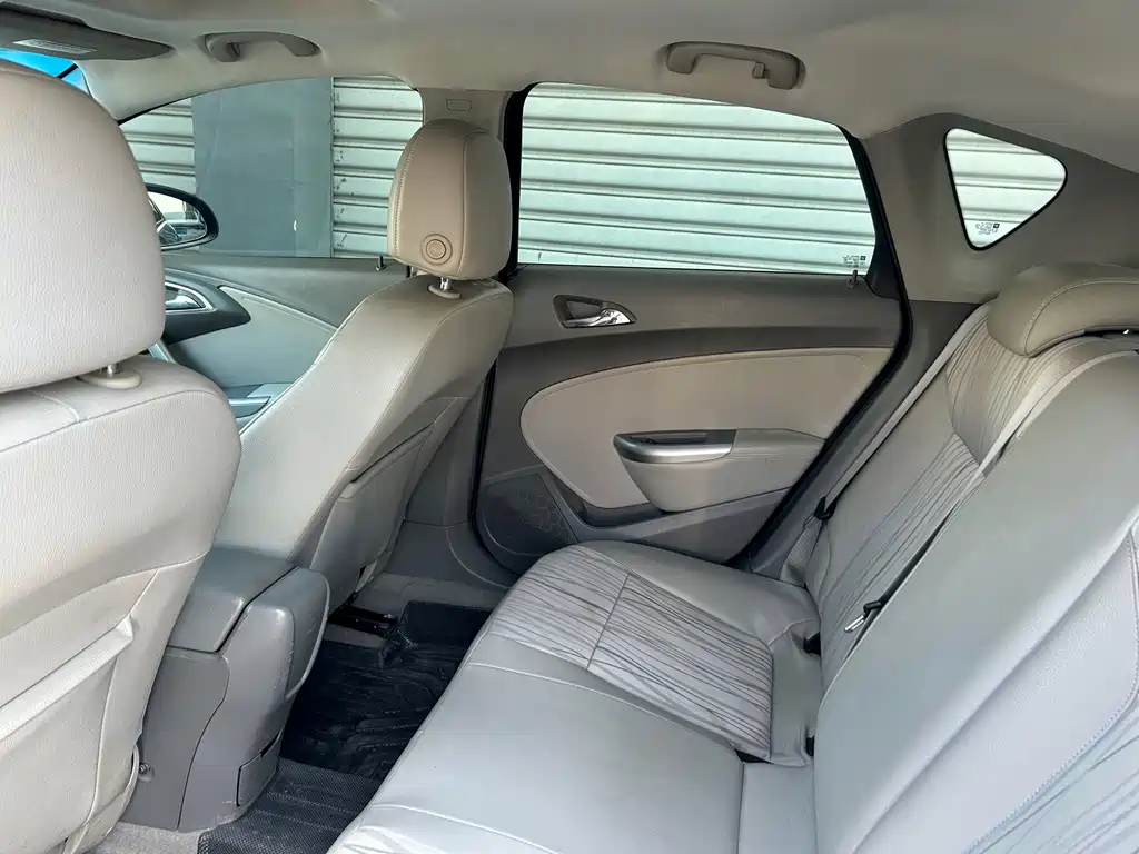 Buick Excelle — миниатюра 10