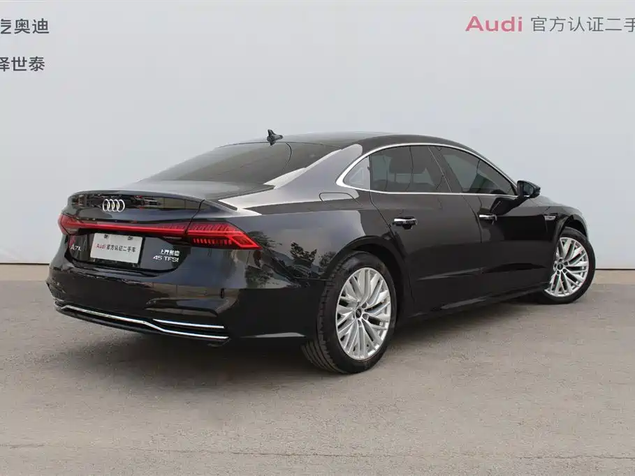 AUDI A7L