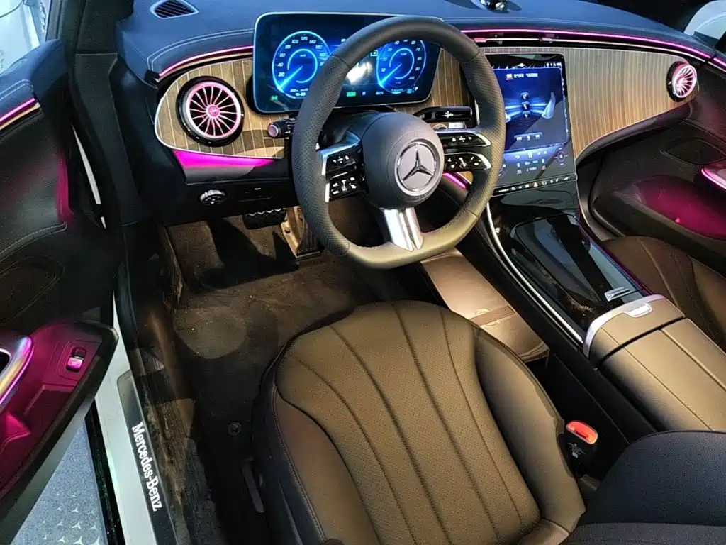 Mercedes-Benz EQE — миниатюра 23