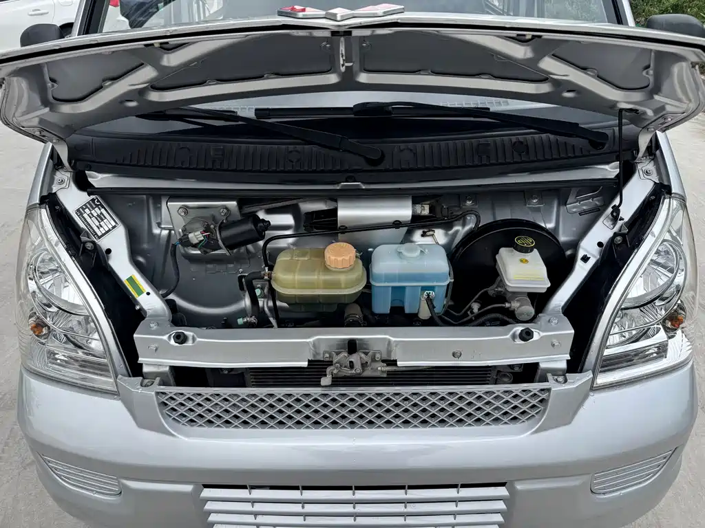 Wuling Rongguang — миниатюра 13