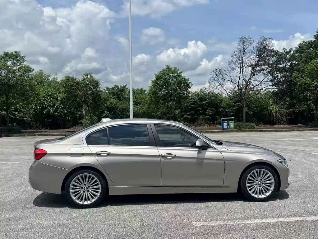 BMW 3 Series — миниатюра 9