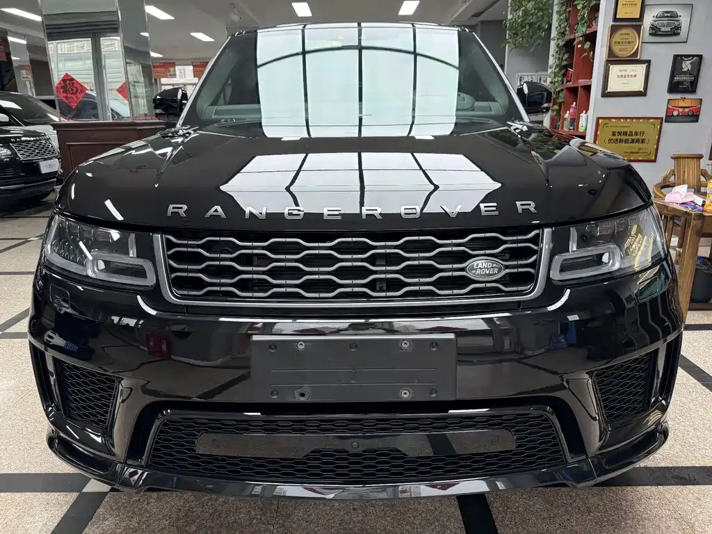 Land Rover Range Rover Sport 2020 3.0 L6 SE