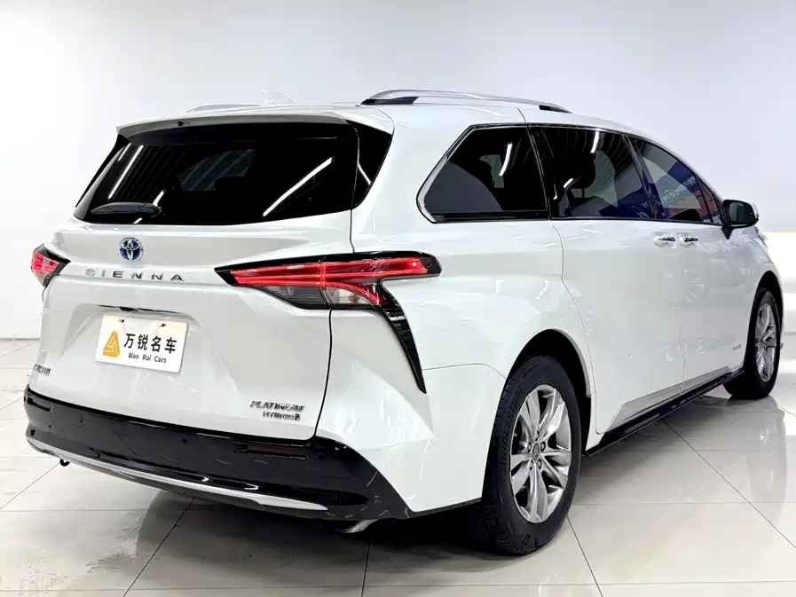 Toyota Sienna 2021 2.5L