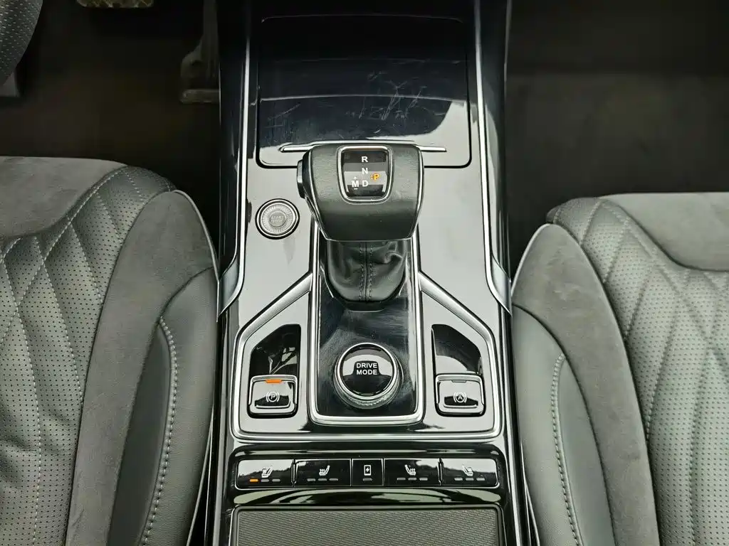 Hongqi Hongqi HS5 — миниатюра 13