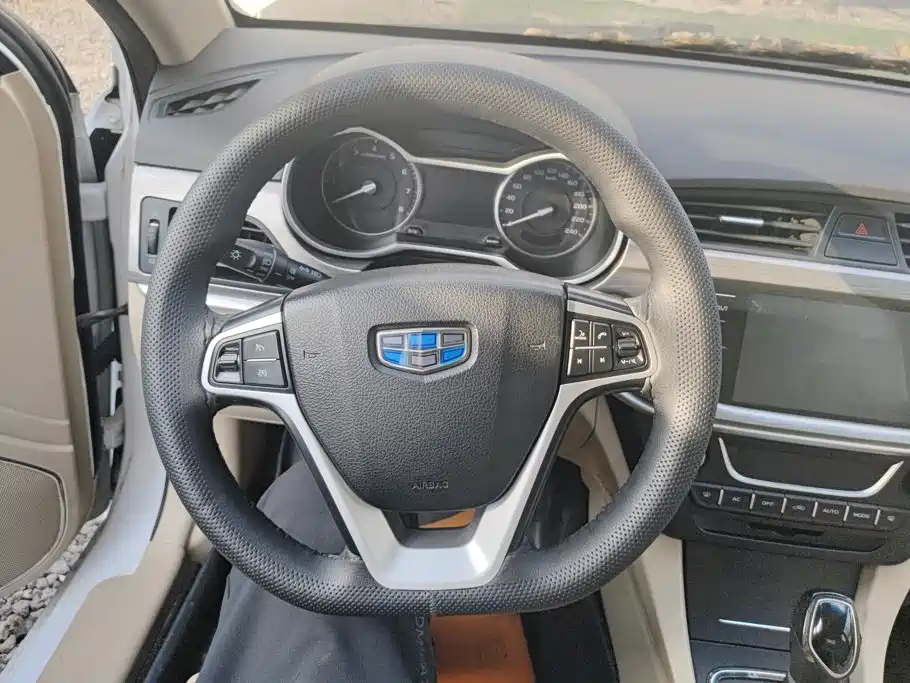 Geely Emgrand — миниатюра 15