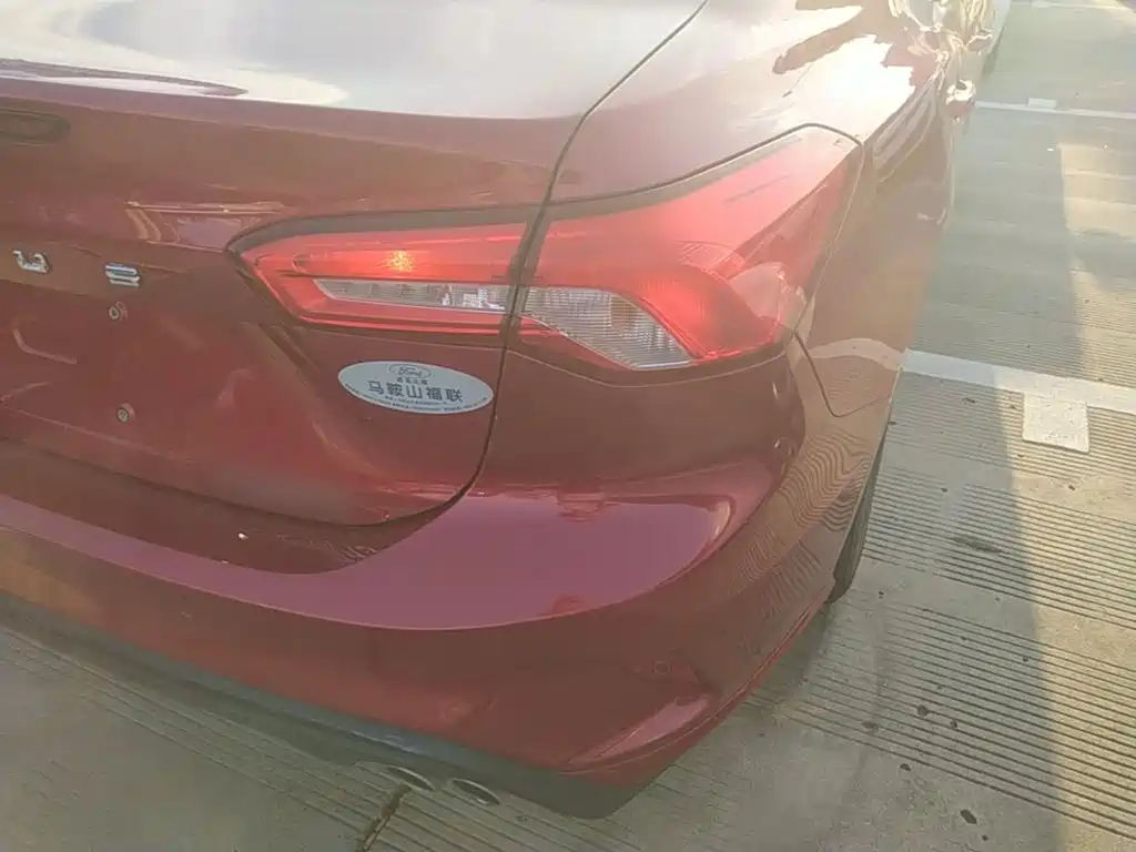 Ford Focus — миниатюра 8