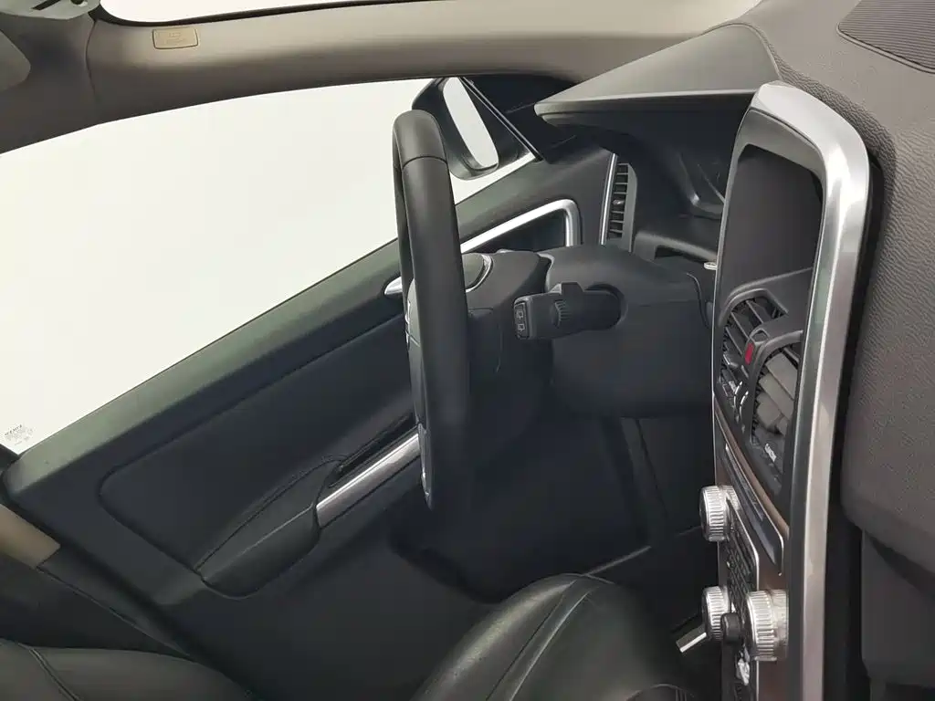 Volvo XC60 — миниатюра 22