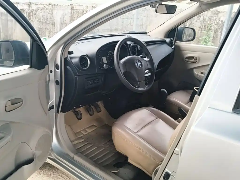 Venucia R30 — миниатюра 16