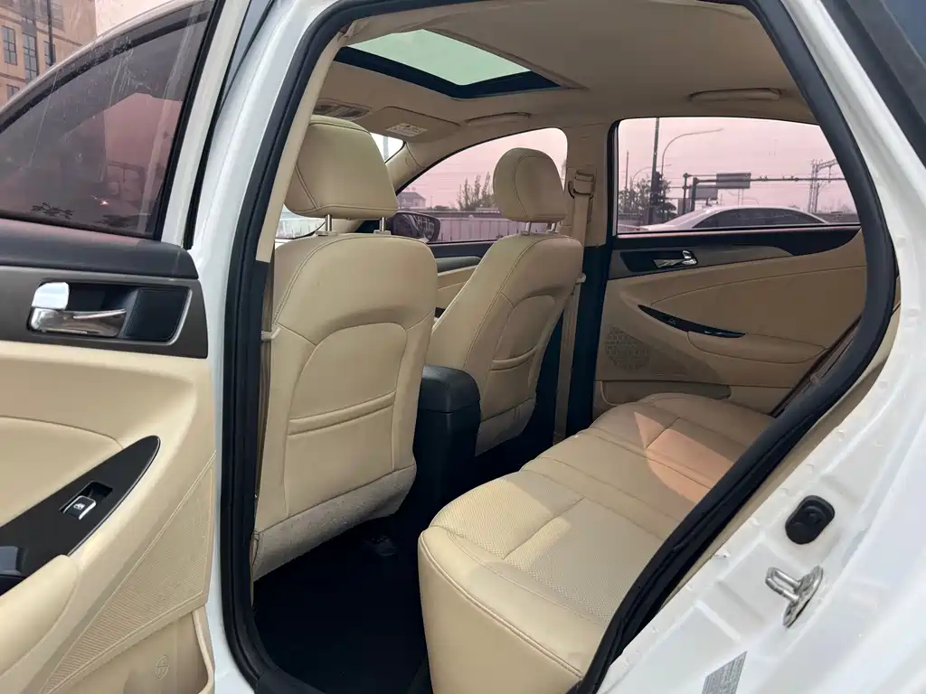 Changan Eado — миниатюра 14
