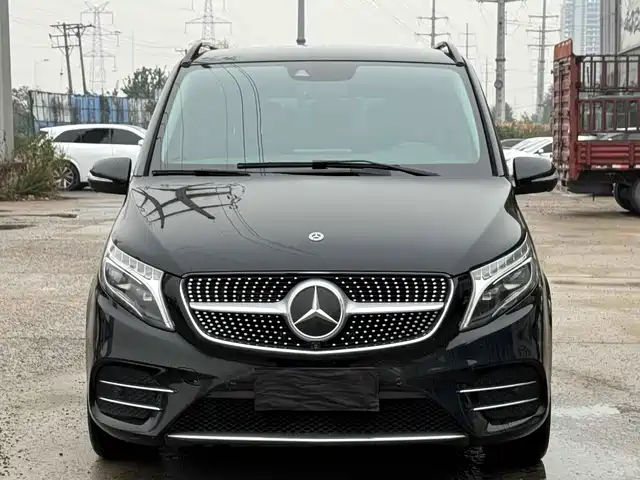 MERCEDES-BENZ V CLASS