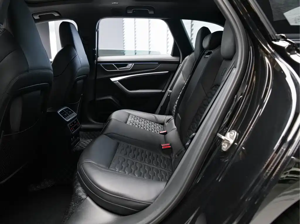 Audi RS 6 — миниатюра 18
