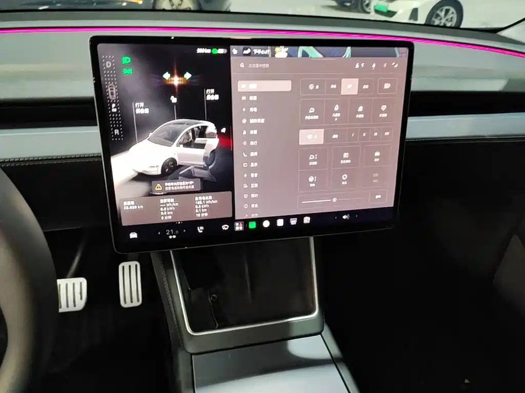 Tesla Model Y — миниатюра 13