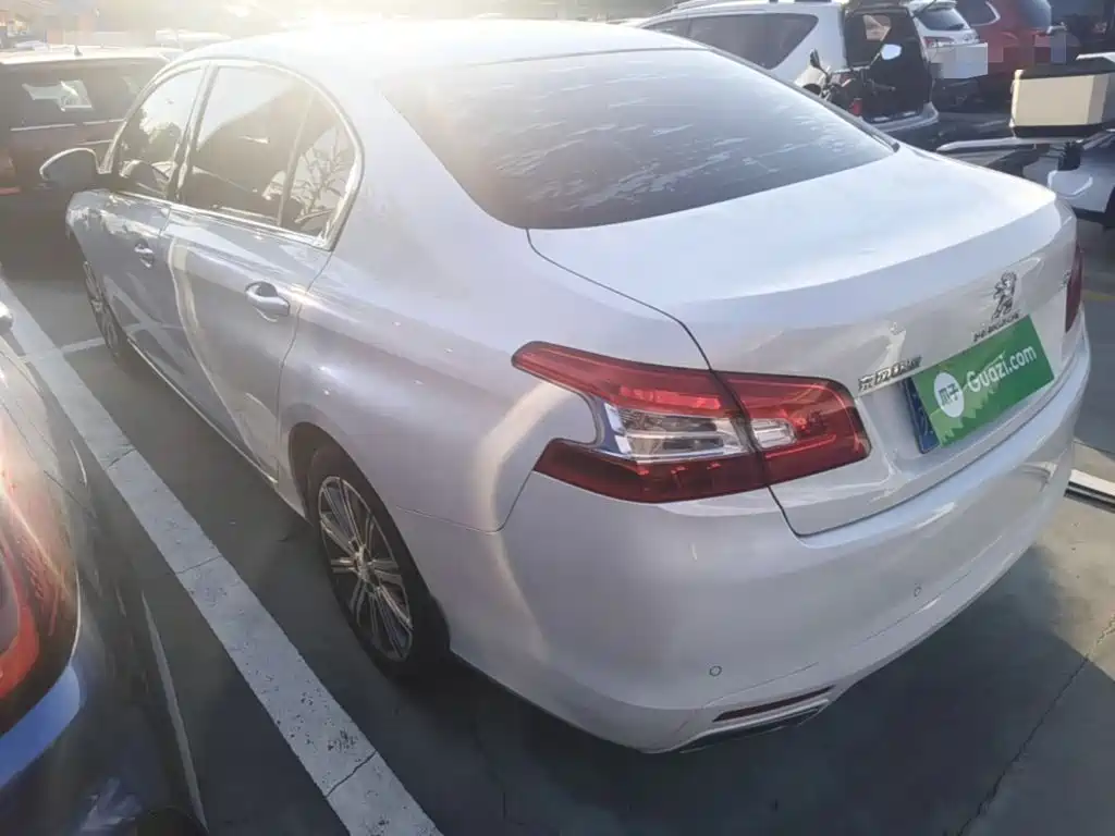 Peugeot 408 — миниатюра 5