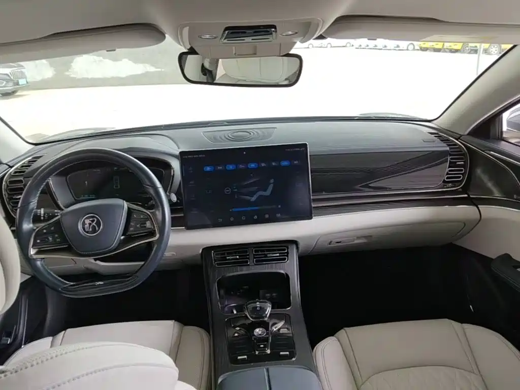 BYD Han — миниатюра 10