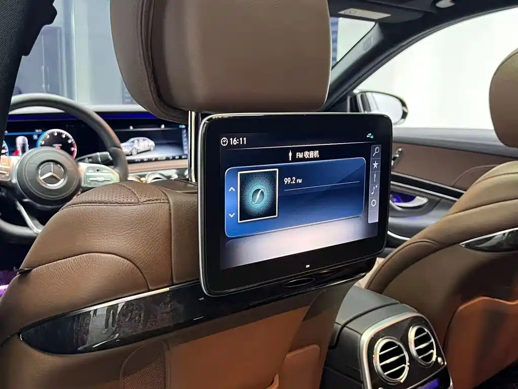 Mercedes-Benz S-Class — миниатюра 17