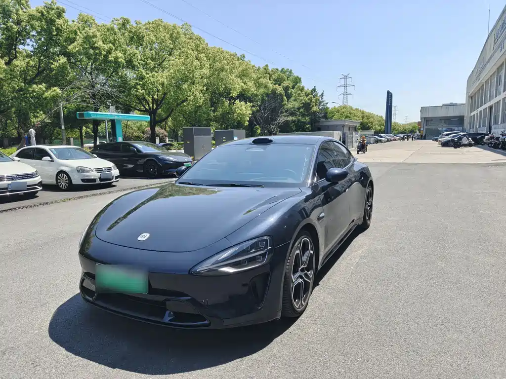Xiaomi SU7 2025
