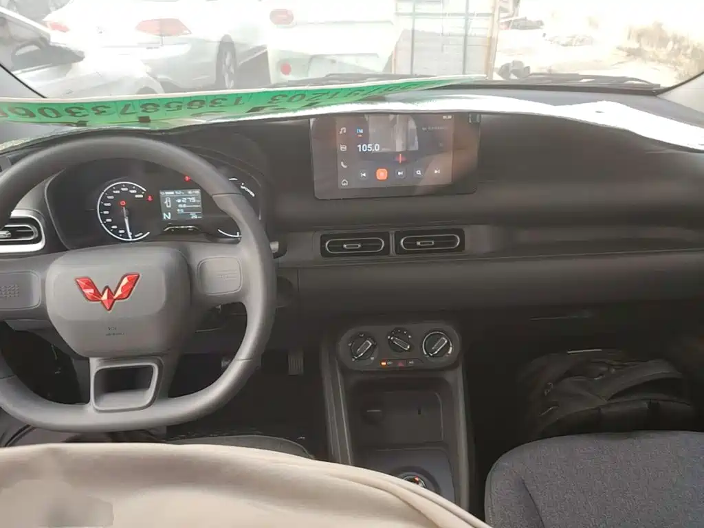Wuling Hongguang EV — миниатюра 10
