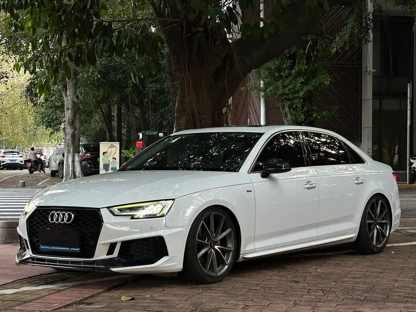 Audi A4L