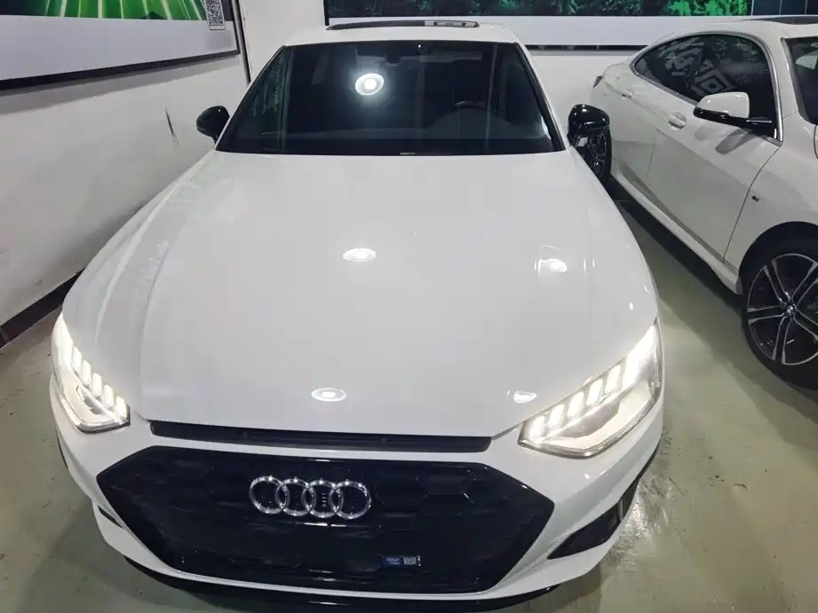 Audi A4L 2023 40 TFSI Luxury