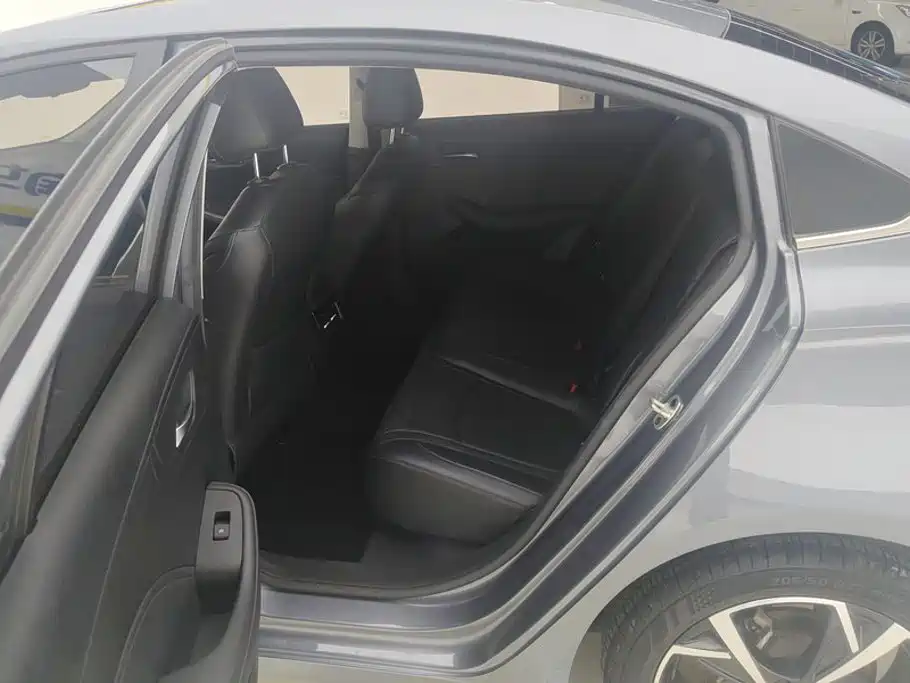 Roewe i5 — миниатюра 11