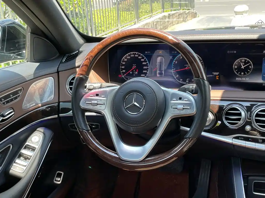 Mercedes-Benz S-Class — миниатюра 18