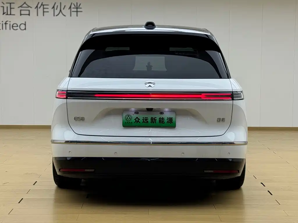 NIO ES8 — миниатюра 7