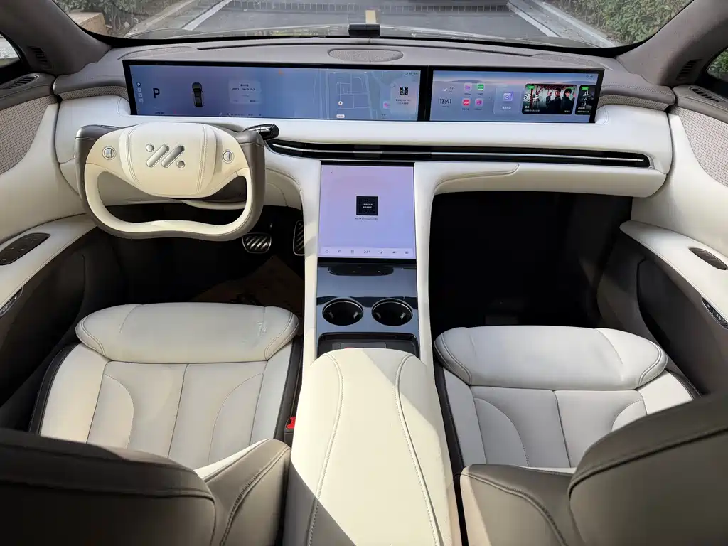 ZHIJI AUTOMOBILE ZHIJI LS7