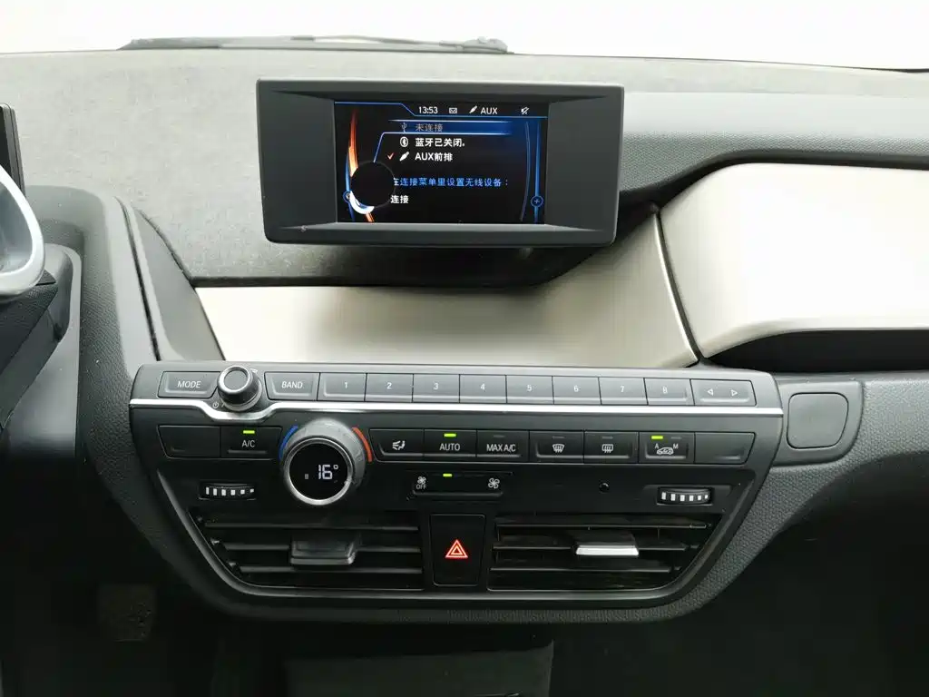 BMW i3 (Import) — миниатюра 12