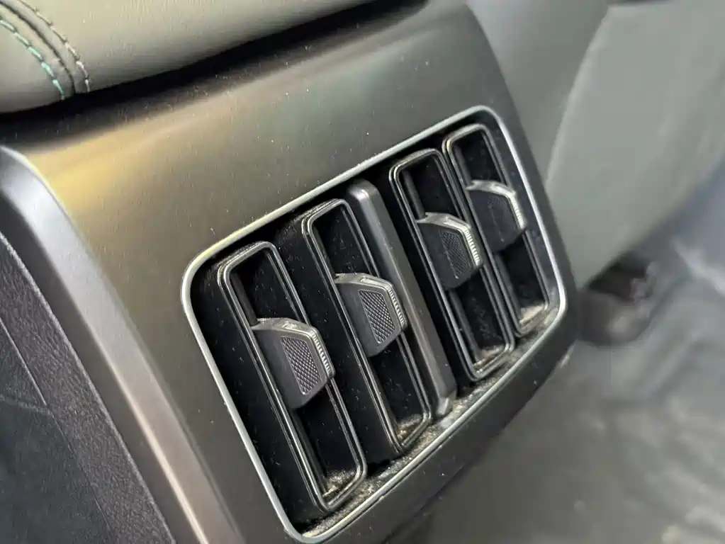 BYD L DM-i — миниатюра 9